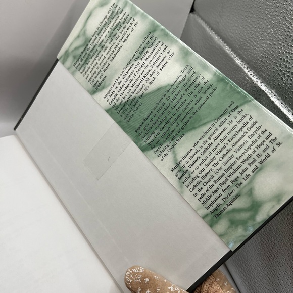 Encyclopedia of Saints Revised Edition - Picture 10 of 17